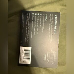 Brand new in box Ridge Wallet & card holder